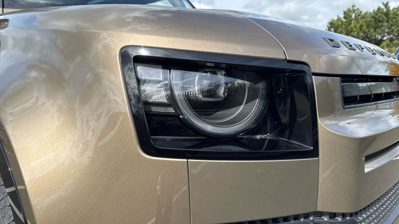 Land Rover Defender 3.0 D250 X-Dynamic SE 90 3dr Auto [6 Seat] Diesel Estate